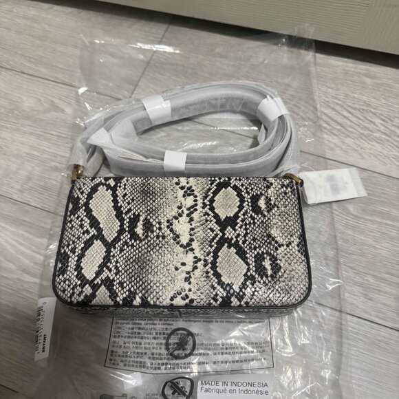 Michael Kors Small Snake Embossed Leather Pochette - Picture 2 of 2